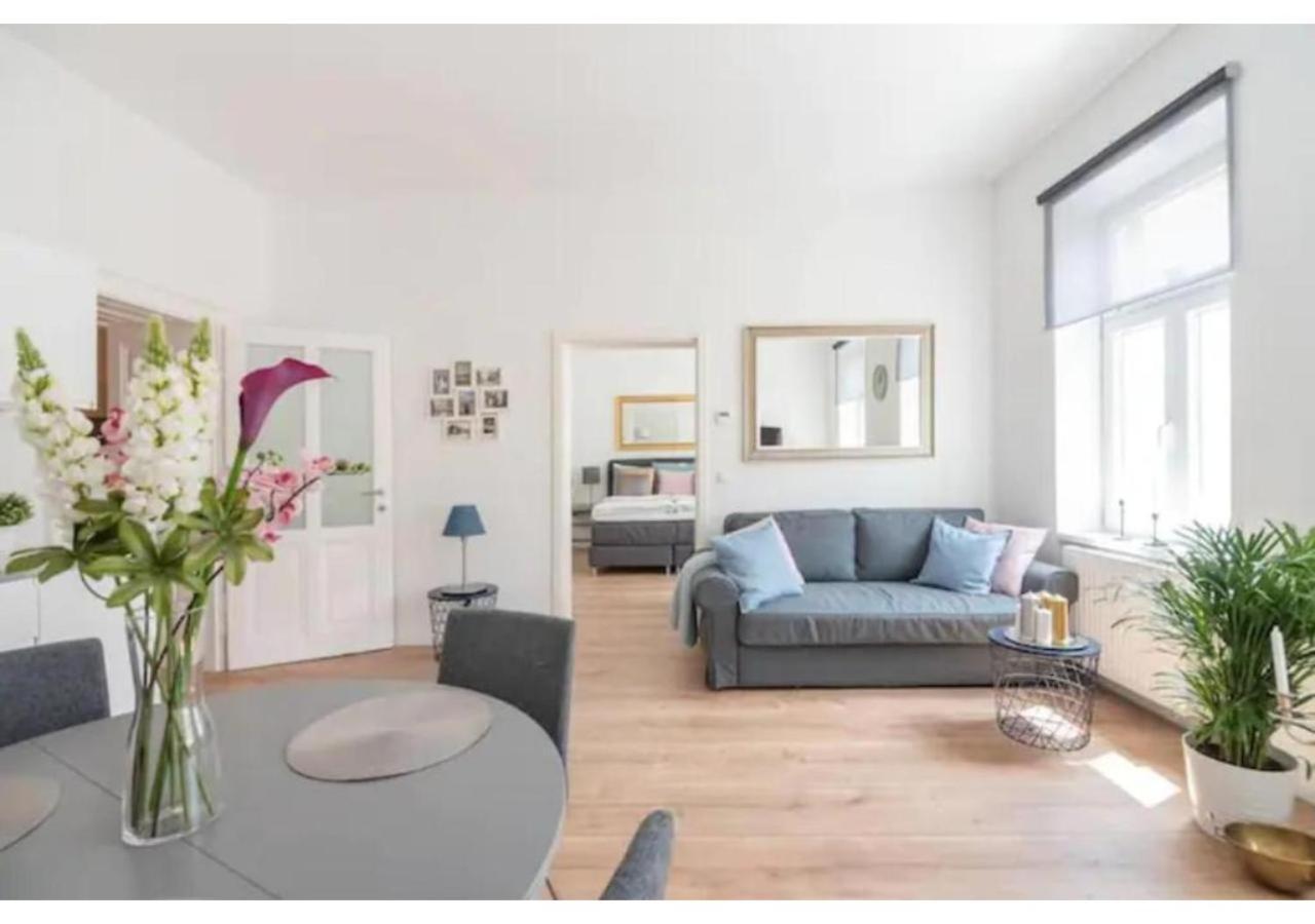 Luxurious And Bright, 5 Min To City Center Apartment Vienna Luaran gambar
