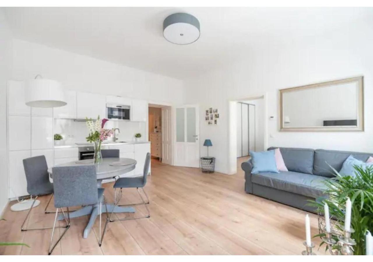 Luxurious And Bright, 5 Min To City Center Apartment Vienna Luaran gambar