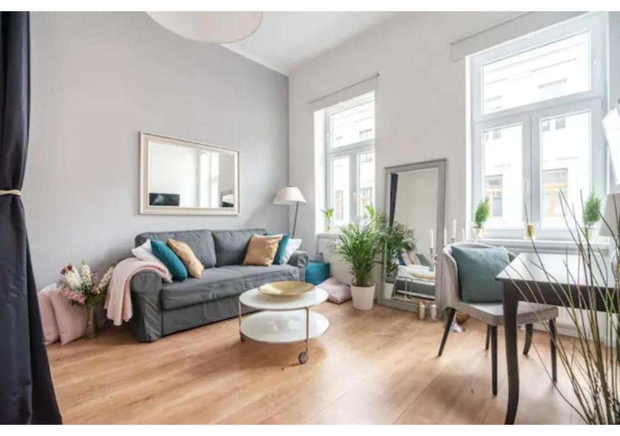 Luxurious And Bright, 5 Min To City Center Apartment Vienna Luaran gambar
