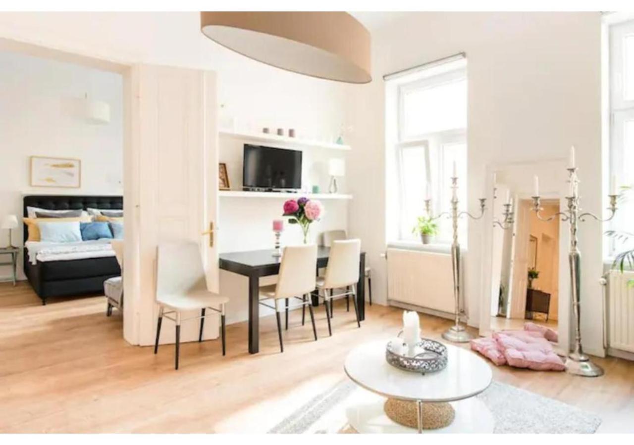 Luxurious And Bright, 5 Min To City Center Apartment Vienna Luaran gambar