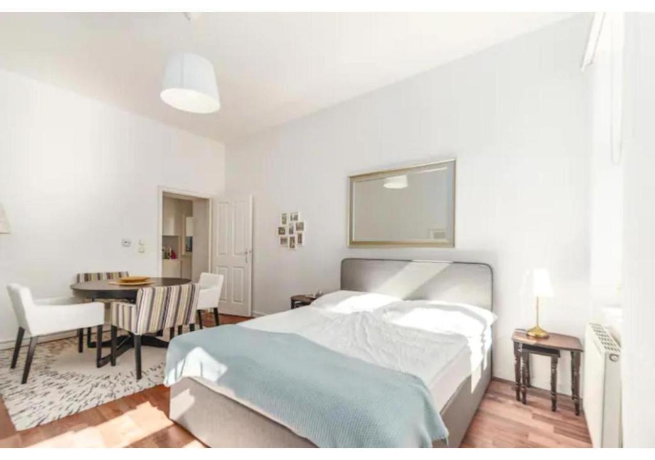Luxurious And Bright, 5 Min To City Center Apartment Vienna Luaran gambar