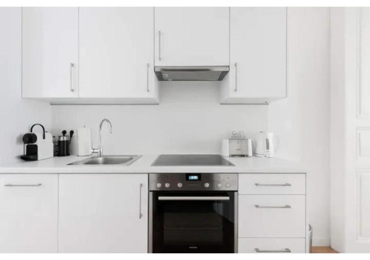 Luxurious And Bright, 5 Min To City Center Apartment Vienna Luaran gambar
