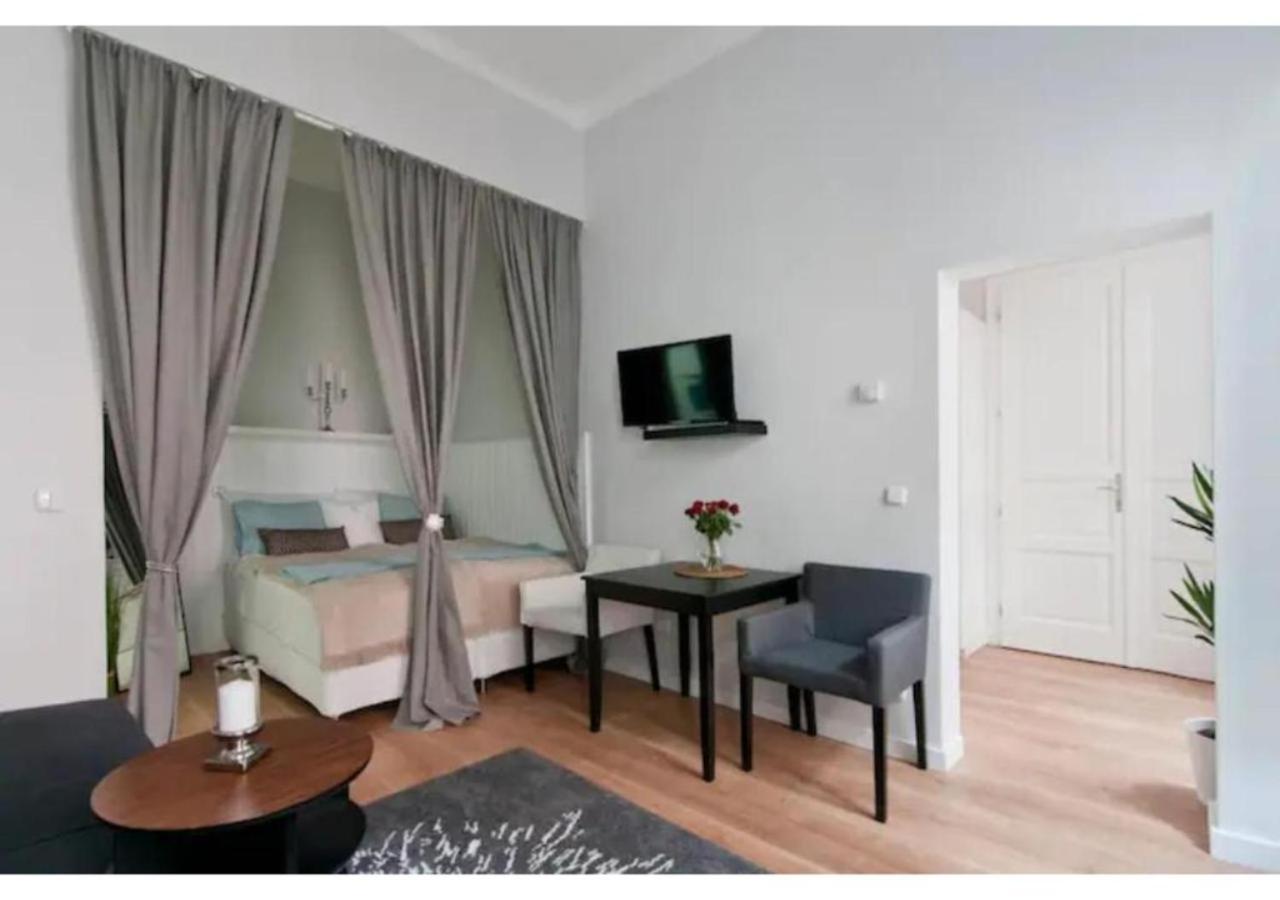 Luxurious And Bright, 5 Min To City Center Apartment Vienna Luaran gambar