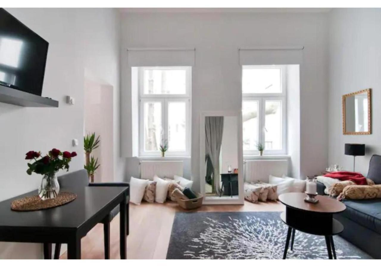 Luxurious And Bright, 5 Min To City Center Apartment Vienna Luaran gambar